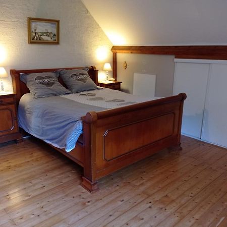 chambre campagnarde du grès rouge avec petit déj Beauval Esterno foto